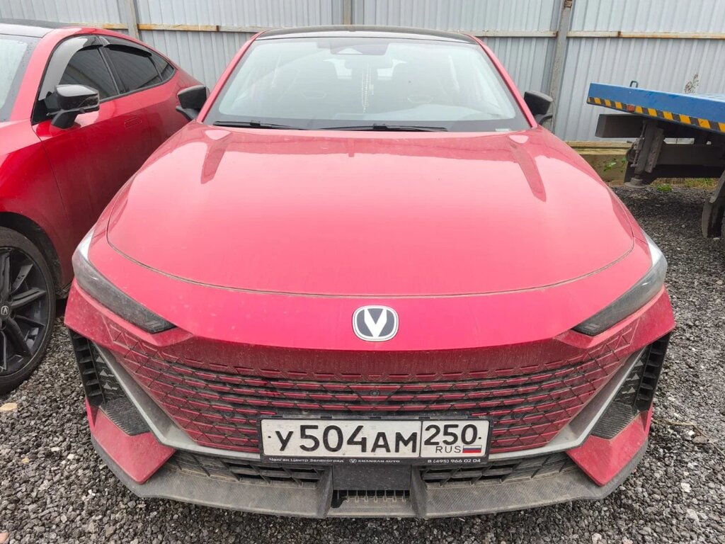 Changan UNI-V DLX 1.5T 7DCT — Б/У, 2024 г.