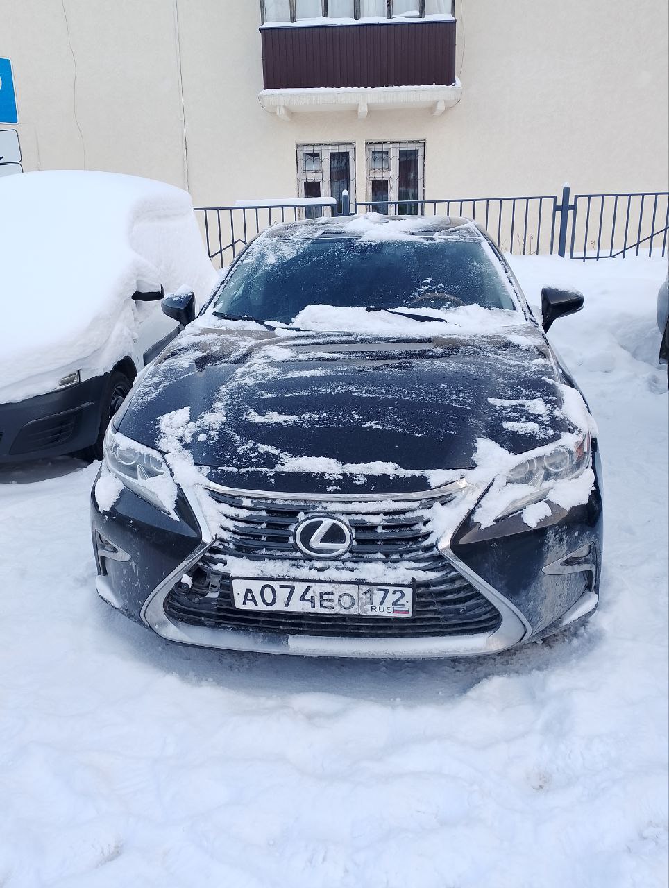 Lexus ES250 Comfort+ — Б/У, 2016 г.