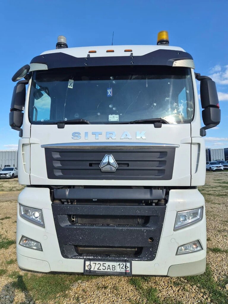 SITRAK C7H 4x2 Седельный тягач ZZ4186V361HE — Б/У, 2024 г.