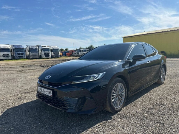 Toyota CAMRY Premium 2.0hyb CVT — Б/У, 2024 г.