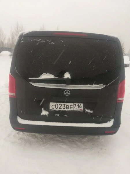 Mercedes-Benz V-CLASS 300 d EL 4MATIC — Б/У, 2022 г.