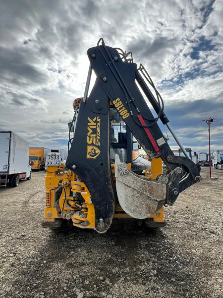 SMKGROUP SBL100 Экскаватор-погрузчик — Б/У, 2024 г.