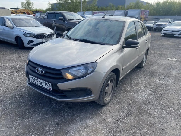LADA GRANTA #Клуб 1.6 90hp 5MT — Б/У, 2022 г.