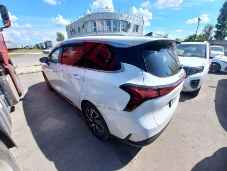 FORTHING M4 YACHT 1.5T AT Premium — Б/У, 2023 г.