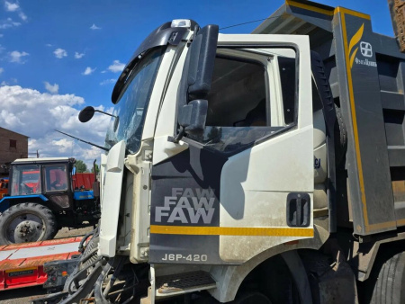 FAW J6 8x4 Самосвал СА3310Р66K24T4E5 — Б/У, 2023 г.