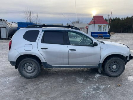 Renault DUSTER Life 1.5 dci MT6 4x4 — Б/У, 2019 г.