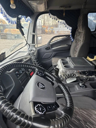 Foton AUMAN 4x2 Бортовой 38786-51 — Б/У, 2024 г.