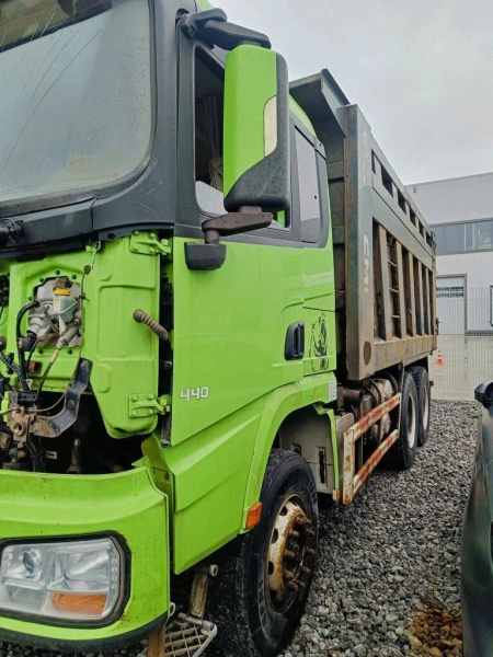 Shacman (Shaanxi) SX 6x4 Самосвал SX32586W384C — Б/У, 2023 г.