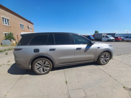 LI (LiXiang) L9 1.5 SSR Max — Б/У, 2023 г.