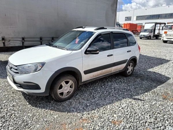LADA GRANTA Cross Comfort 1.6 90hp 5MT — Б/У, 2023 г.