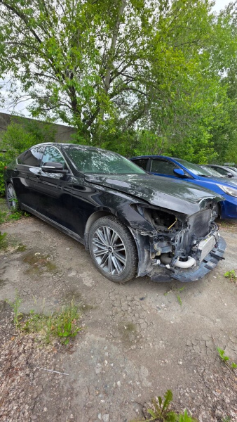 Genesis G80 Luxury 2.0 T-GDI 8AT 4WD — Б/У, 2017 г.