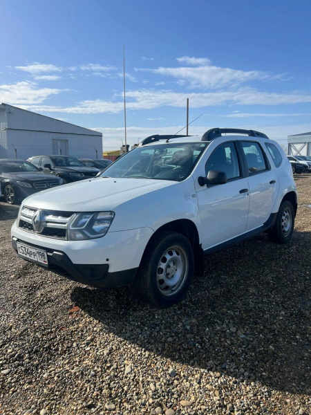 Renault DUSTER Drive 2.0 AT4 4x4 — Б/У, 2019 г.