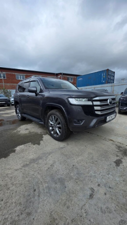 Toyota LAND CRUISER 300 Luxe 3.3 d AT — Б/У, 2022 г.