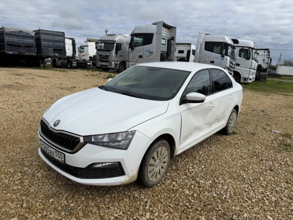Skoda RAPID Style 1.6MPI 6AT — Б/У, 2021 г.