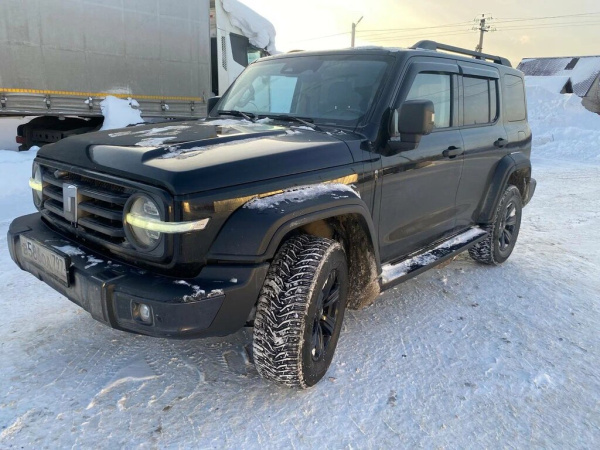 TANK 300 2.0 AT 4WD Adventure — Б/У, 2023 г.