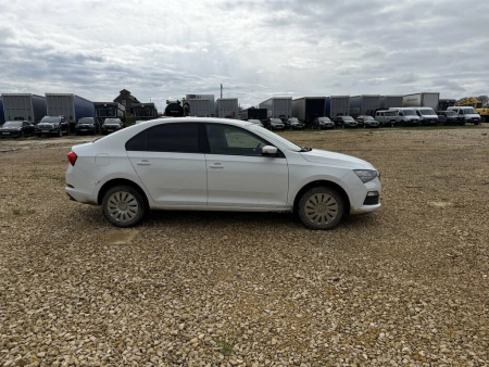 Skoda RAPID Style 1.6MPI 6AT — Б/У, 2021 г.
