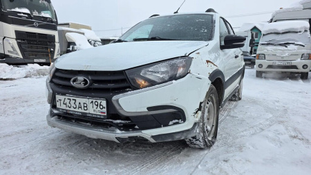 LADA GRANTA Cross — Б/У, 2023 г.